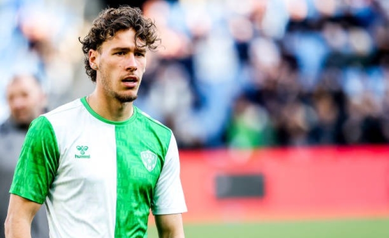 Illustration : "Mercato ASSE : Un prétendant fortuné se retire pour la signature d'un attaquant vedette !"