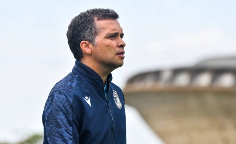 Illustration : "FC Nantes : Plusieurs grosses surprises alignées dans le onze de Castro dès la rentrée face au PSG ?"