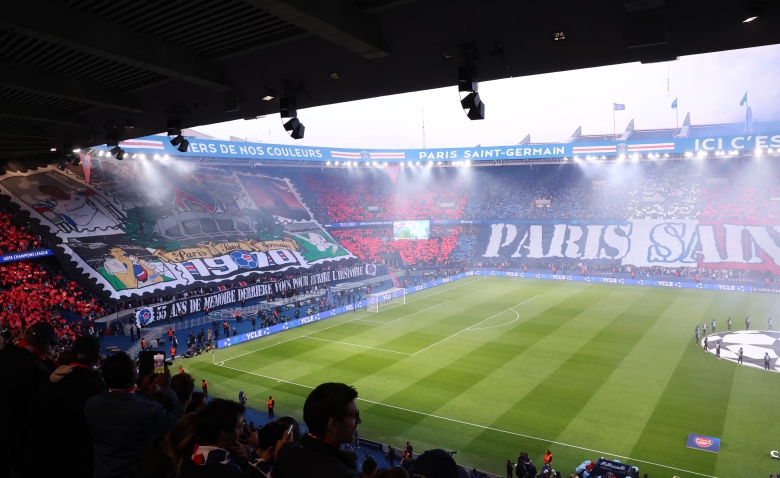 Illustration : "Mercato PSG : Le PSG active son plan B en défense "