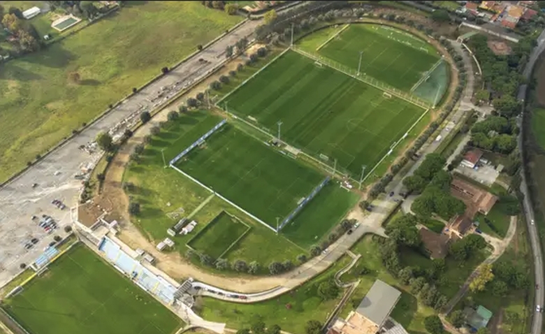 Illustration : "Mercato OM : Un ex-Marseillais fait l'objet de larges convoitises en Premier League !"