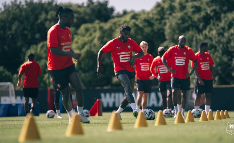 Illustration : "Mercato Stade Rennais : Un défenseur prêté ne reviendra pas cet été"