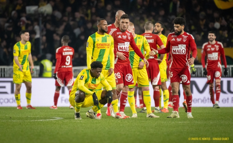 Illustration : "Mercato Nantes : Un candidat à l'achat d'Abline baisse les bras au profit du Paris FC ?"