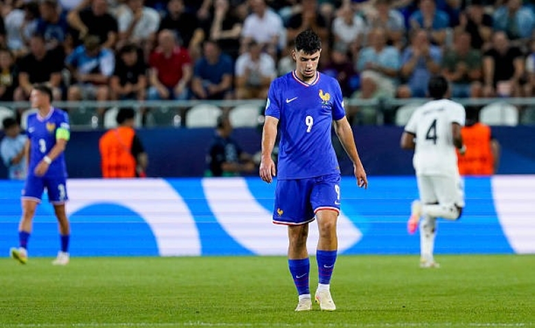 Illustration : "Mercato Nantes : Un petit poucet de Premier League veut doubler l'OM et le PFC pour Abline !"