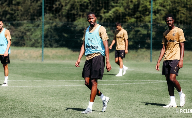 Illustration : "Mercato Lens : Une signature inespérée en passe d'être conclue avec un petit poucet de L1 !"