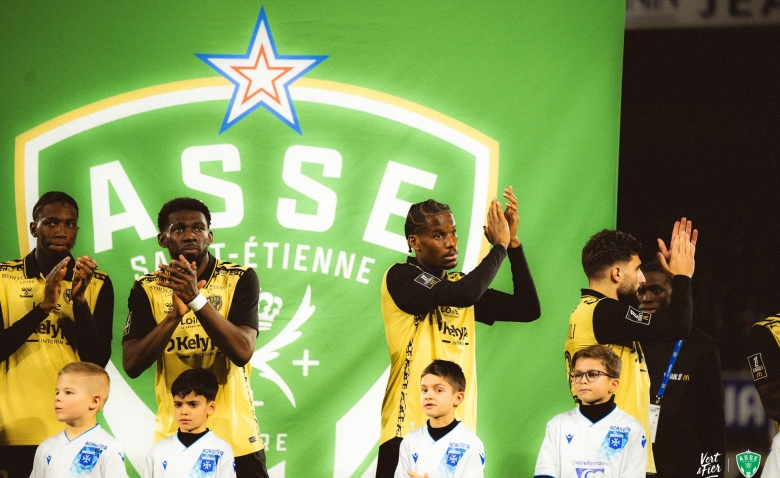 Illustration : "ASSE : Le mercato estival de Kilmer Sports épate déjà les observateurs malgré le retour en L2"