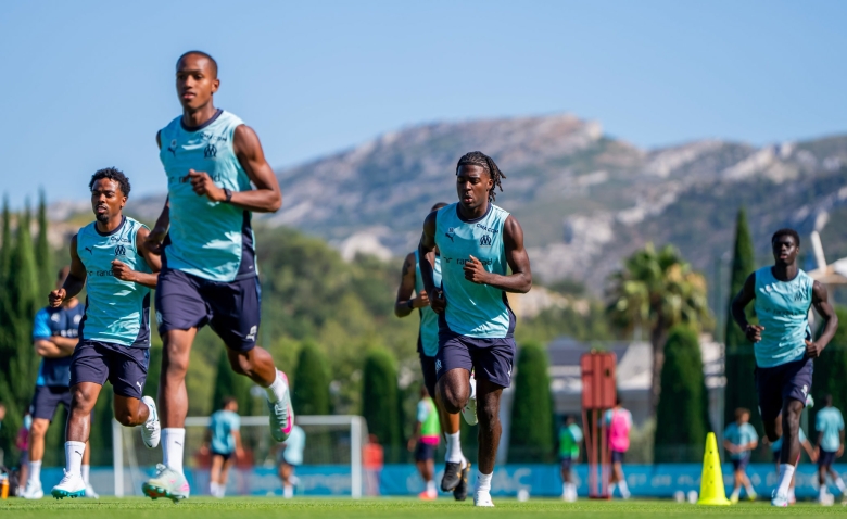 Illustration : "Mercato OM : Trois clubs foncent sur un Marseillais en instance de départ !"