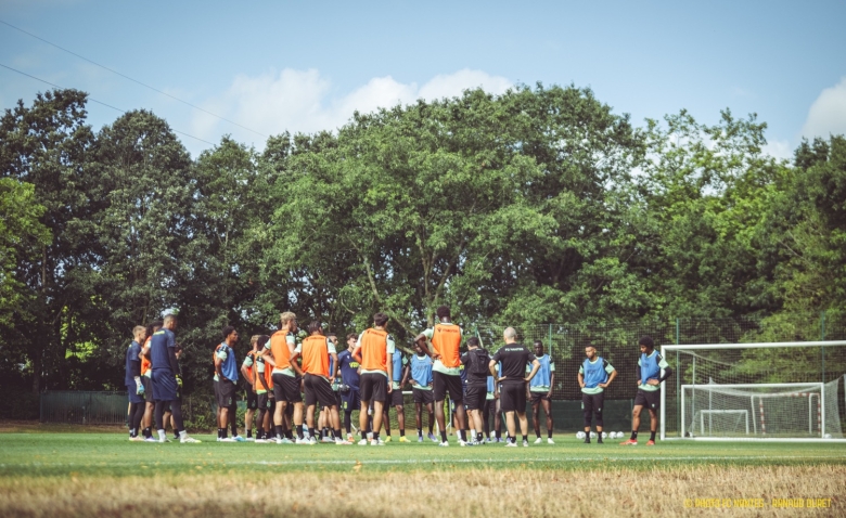 Illustration : "Mercato Nantes : Un accord tout proche d'être trouvé pour le retour d'un ex-Canari en défense !"