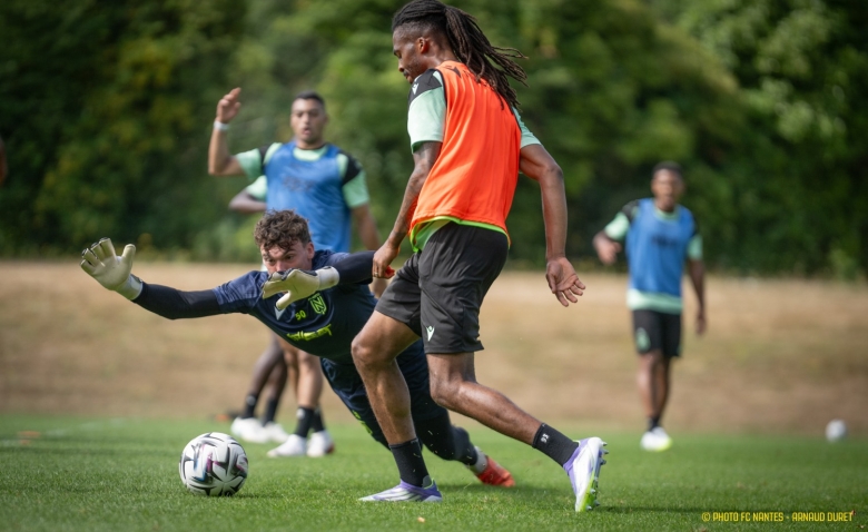 Illustration : "Mercato Nantes : Gros rebondissement sur un départ majeur pourtant acté de l'été !"