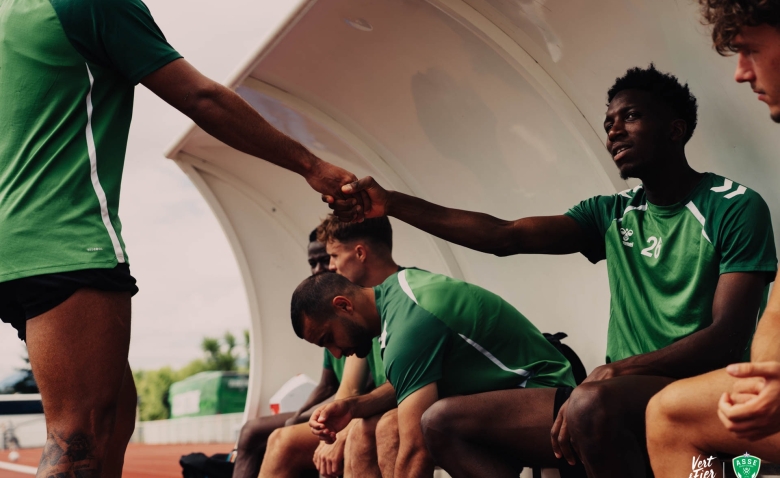 Illustration : "Mercato ASSE : Une clause levée, un joueur en colère"