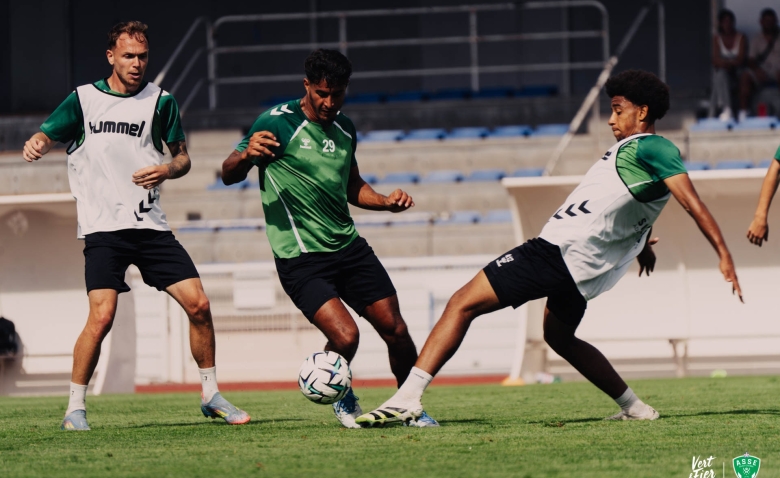 Illustration : "Mercato ASSE : Un milieu de terrain voit sa côte grimper en flèche "