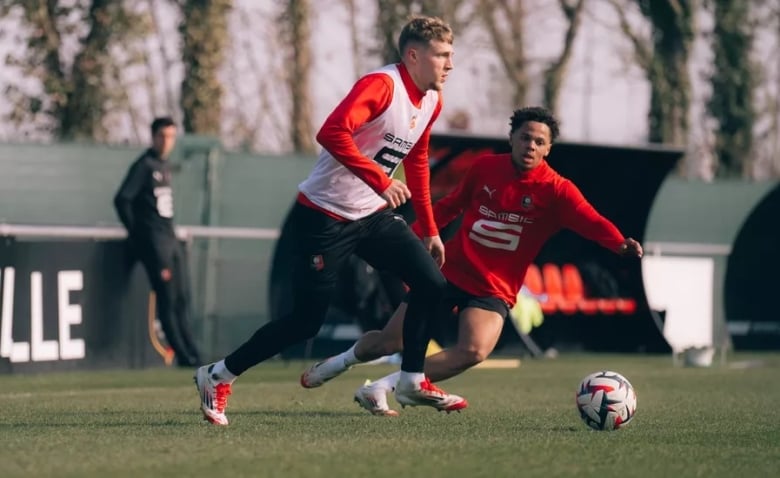 Illustration : "Mercato Rennes : Un pépite rennaise va faire l'objet d'une seconde offre de l'AC Milan !"