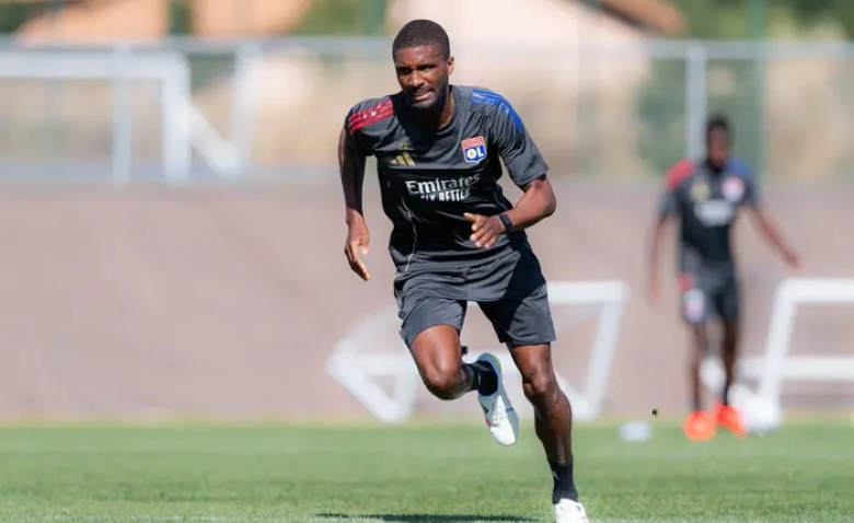 Illustration : "Mercato OL : Les Gones foncent sur un milieu très estimé de Ligue 1 !"