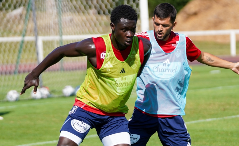 Illustration : "Mercato Rennes : Une piste alléchante enfin activée pour lancer définitivement le mercato breton !"