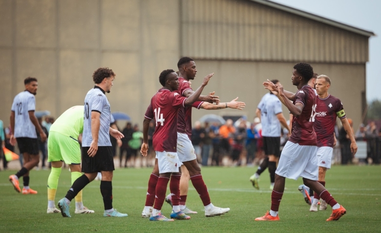 Illustration : "Mercato Metz : Un ex-Grenat fait officiellement son retour pour la plus grande joie des supporters !"