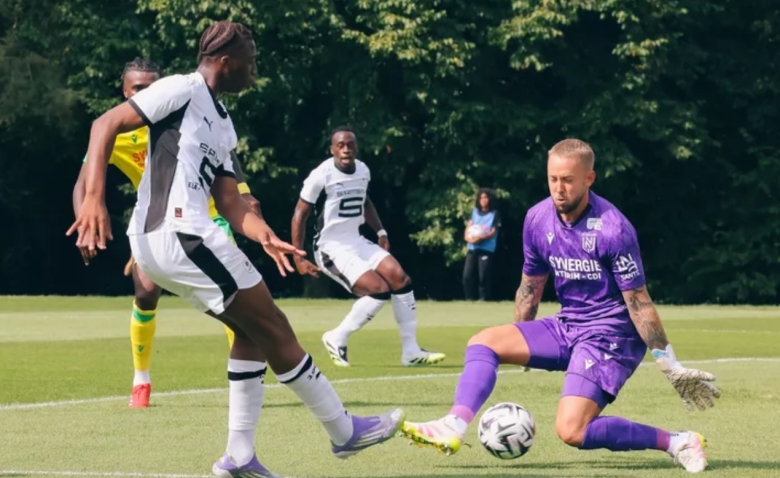 Illustration : "Mercato Rennes : Bourigeaud dans l'incompréhension après l'arrivée d'ex-Canaris à Rennes"