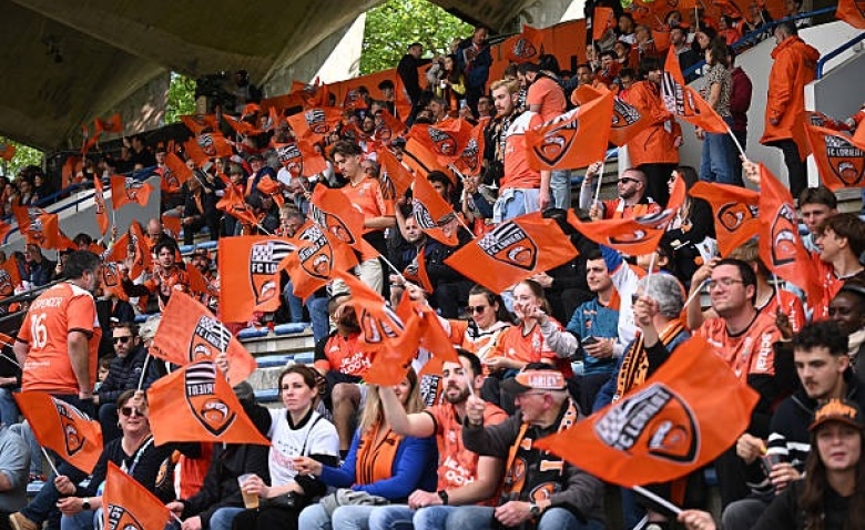 Illustration : "Mercato Lorient : Un renfort de poids va débarquer dans l'entrejeu de Pantaloni !"