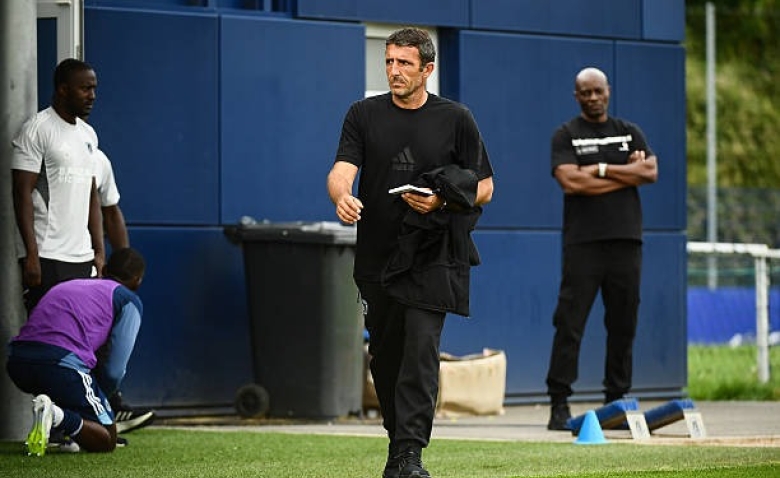 Illustration : "Mercato Paris FC : Un nouveau coup grandiose tenté par les Parisiens pour oublier André !"