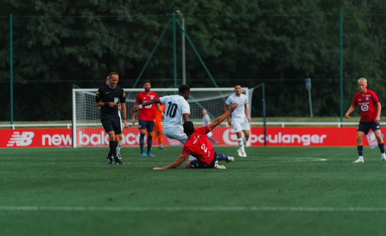 Illustration : "Mercato LOSC : Un accord conclu pour la signature d'un renfort défensif !"