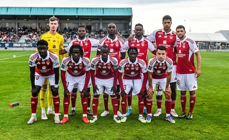 Illustration : "Brest : le casse-tête gardien réglé, une solution Ligue 1 enfin actée"