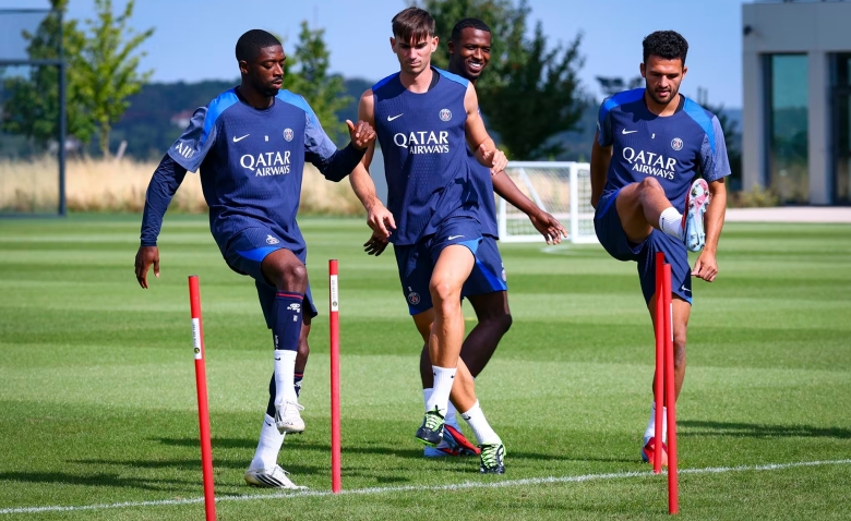 Illustration : "PSG : Le PSG impose son identité, Barcelone prévenu"