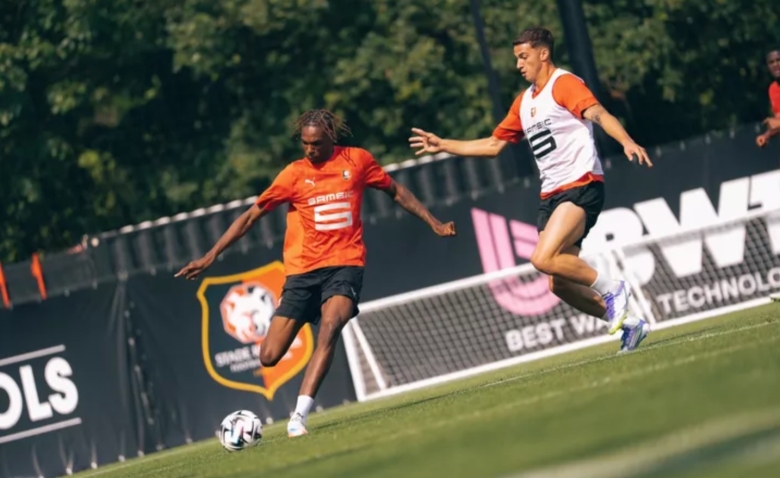 Illustration : "Mercato Rennes : Une vente validée, un profil quitte déjà le navire"