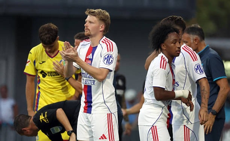 Illustration : "Mercato OL : Un gros dilemme se présente pour un Lyonnais en conflit avec Fonseca"