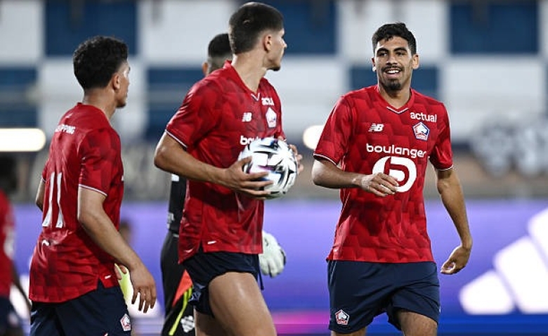 Illustration : "Mercato LOSC : Genesio réclame encore trois renforts pour viser plus haut"