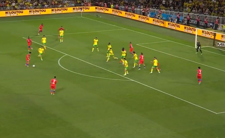 Illustration : "Nantes - PSG (0-1) : le résumé et les buts en vidéo - Ligue 1 2025-2026 (J1)"