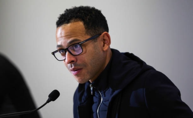 Illustration : "Mercato Strasbourg : Trois offres transmises pour la signature d'un international espoir français !"