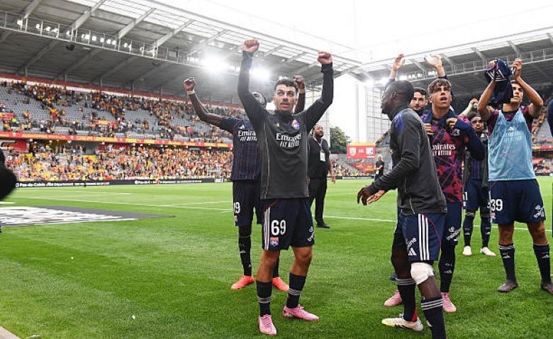 Illustration : "Mercato OL : Un accord se rapproche pour le départ d'un gros casse-tête lyonnais"