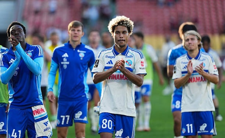 Illustration : "Mercato Strasbourg : Encore un renfort de Premier League débarque dans l'effectif de Roselior !"