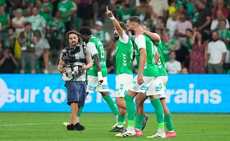 Illustration : "Mercato ASSE : Un Vert au cœur des débats parti pour ne plus porter le maillot stéphanois ?"