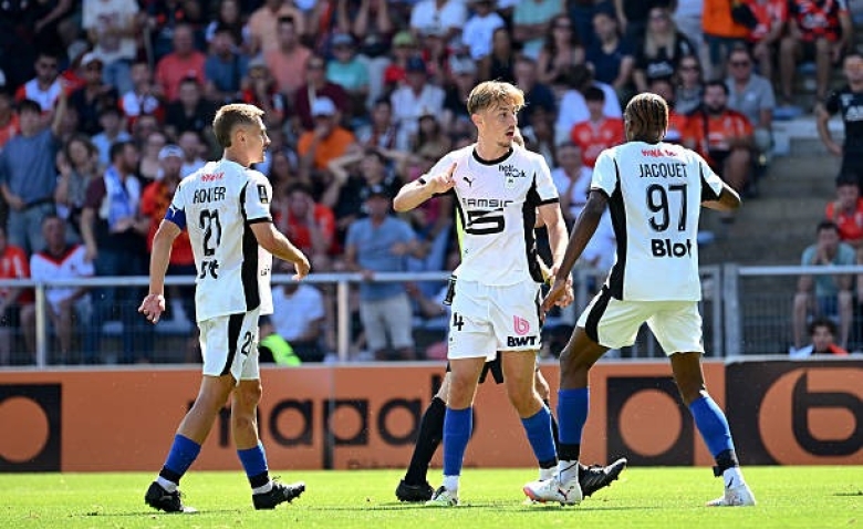 Illustration : "Stade Rennais : Un Rouge et Noir pète les plombs et finit à l'hôpital après Lorient"