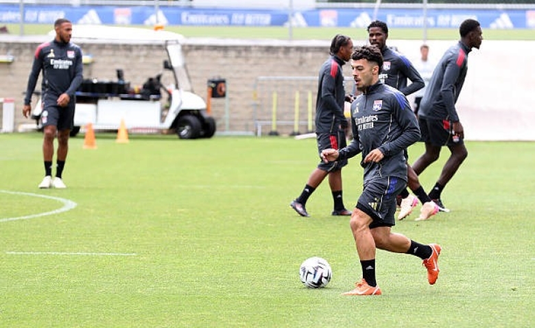 Illustration : "Mercato OL : Une nouvelle grosse perte se dessine en attaque en plus de Fofana "