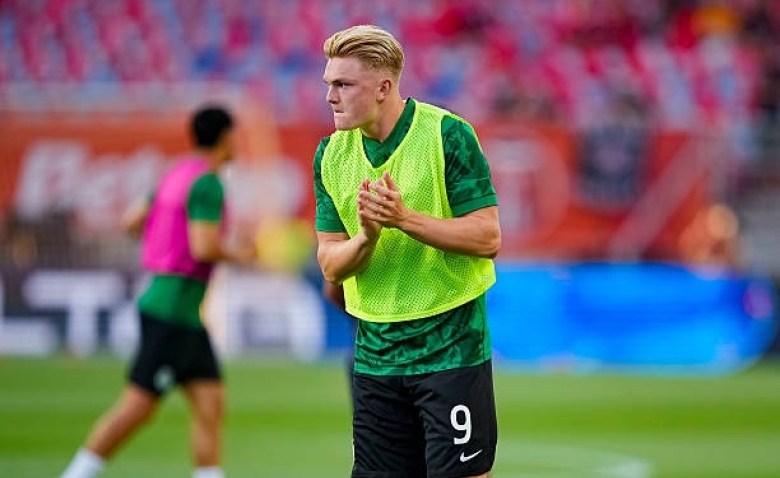 Illustration : "Mercato Rennes : L'arrivée de Conrad Harder à Rennes avortée de dernière minute par le SRFC !"