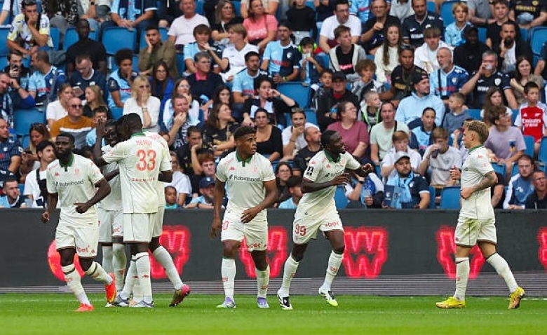 Illustration : "Mercato Nice : Un géant d'Italie fonce sur un Aiglon très prisé"