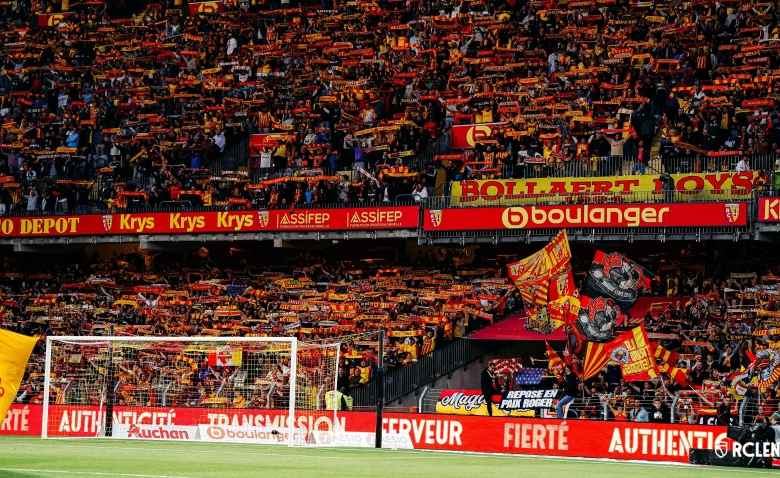 Illustration : "RC LENS : Un talent passé par Lens brille dans le classement des meilleurs U20"