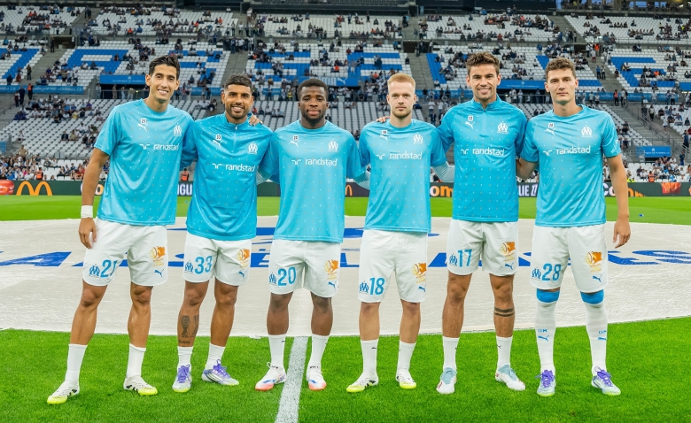 Illustration : "OM : Un baptême de feu transformé en triomphe au Vélodrome"