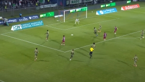 Illustration : Clermont - ASSE (1-2) : le résumé et les buts en vidéo - Ligue 2 25/26 (J5)