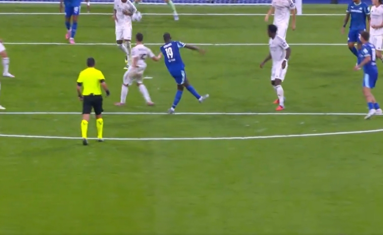 Illustration : "Real Madrid - Marseille : le résumé et les buts en vidéo - LDC 25/26 (J1)"