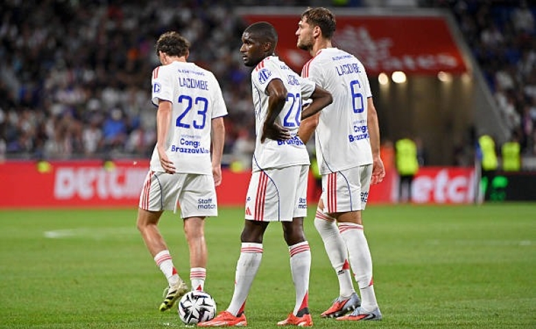 Illustration : "OL : Une inquiétude surgit malgré la victoire contre Angers"