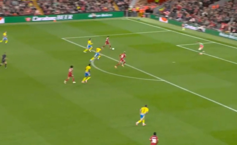 Illustration : "[video] le but et carton rouge d'Ekitike pour Liverpool contre Southampton !"