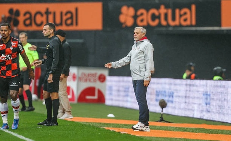 Illustration : "LOSC : Plusieurs coups durs pour Genesio avant d'affronter Brann "