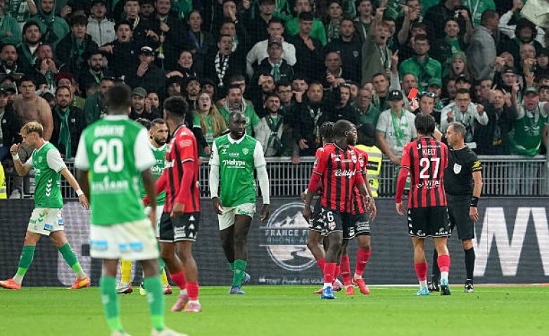 Illustration : "ASSE : Des joueurs absents avant le match crucial à Montpellier"