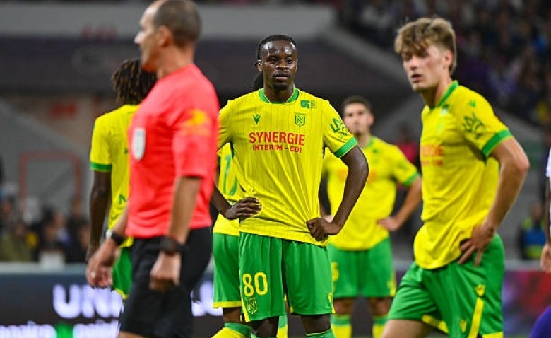 Illustration : "FC Nantes : Trois coups durs et une inquiétude pour Castro face à Brest "