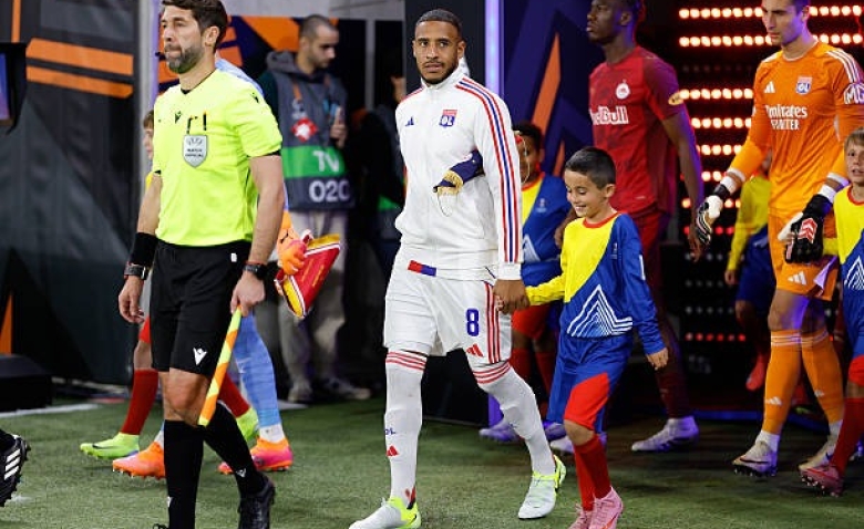 Illustration : "OL : Un coup dur pour un Gone malgré la victoire contre Salzbourg "