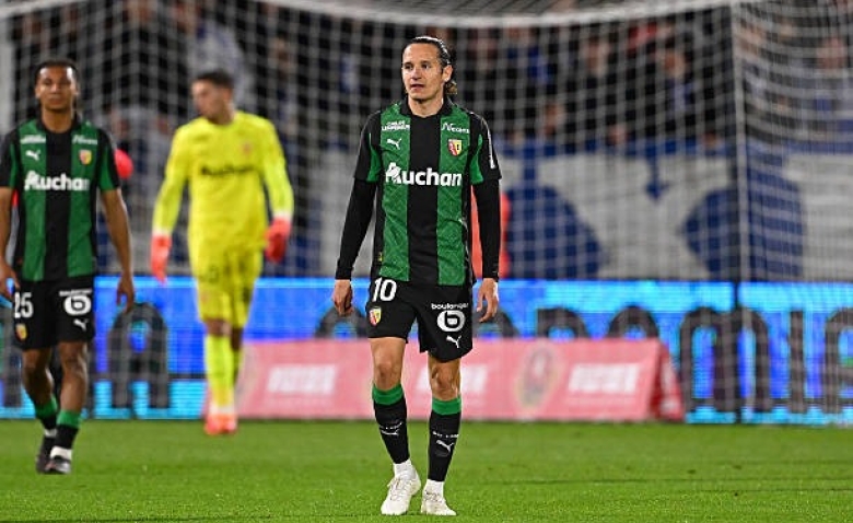 Illustration : "RC Lens : Une excellente surprise pour un Sang et Or en grande forme !"