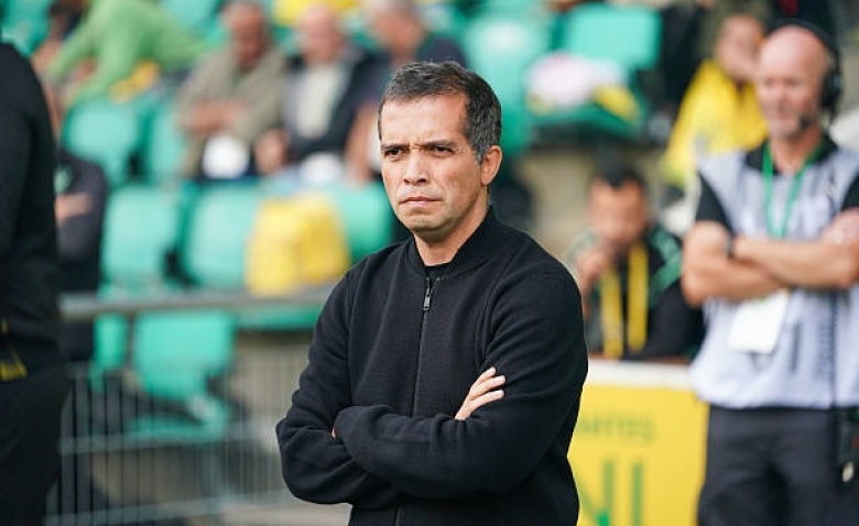 Illustration : "Mercato Nantes : Deux priorités identifiées par Castro en vue du mercato hivernal !"