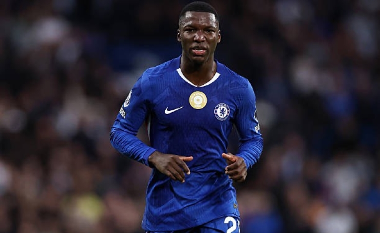 Illustration : "Mercato PSG : Une grosse valeur marchande de Premier League courtisée par Campos !"