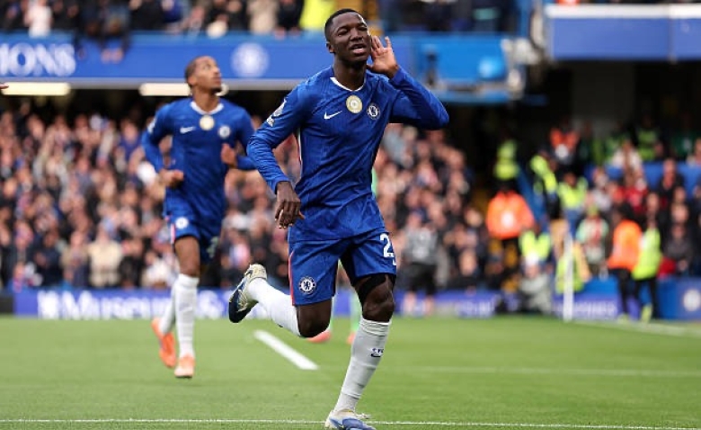 Illustration : "Mercato PSG : Un milieu très coûteux dans le petits papiers des dirigeants "